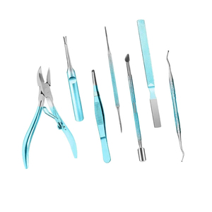 Kit d'instruments de podologie de luxe en acier inoxydable, professionnel, durable et portable pour pédicure - Product Image 1