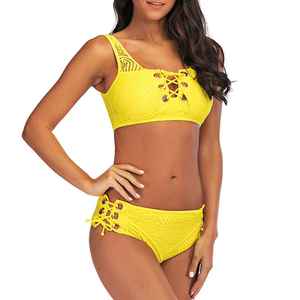 Bikini pour femme, collection de vacances élégante, texture lisse, finition satinée de haute qualité, vêtements de plage élégants et luxueux - Product Image 2