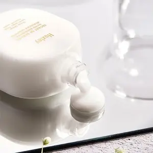 Huxley Hand Refresher Crème et lotion pour les mains de bonne qualité 55mL - Product Image 1