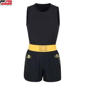 ชุดต่อสู้ MMA แบบชิ้นเดียวสีดำสำหรับผู้หญิง ยี่ห้อ INDEX พร้อมลายปักสีทองและสายรัดเอว ช่วยระบายความชื้น ชุดกีฬา Index - Product Image 1