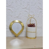 Miroir mural de coiffeuse KSN KSN-130725-04, style Art déco marocain, petit miroir en fer en forme de cœur, décoration d'anniversaire, design goutte d'eau, fabriqué en Inde