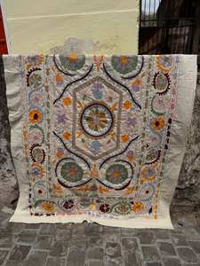 Hand Embroidered Cotton Suzani <b>Quilt</b> <b>Throw</b> 150x225 cm Modern Style Blanket Boho Bedspread Eco-Friendly - Product Image 3