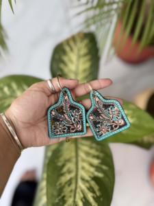 Fashionable 2026 Hand Tooled Leather Key <b>Chain</b> Turquoise Colour Rectangular Shape Embossing Printing Key Earrings Lightweight - Product Image 3