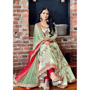 Elegantes Vestidos de Noche Verde Talla L con Parte Superior e Inferior y Dupatta, con Bordado Intenso y Trabajo de Lentejuelas y Cuentas - Product Image 6