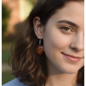 Boucles d'oreilles pendantes en bois de cornaline et corne plaquées rhodium - Bijoux artisanaux en gros de Jaipur, Inde - Product Image 3