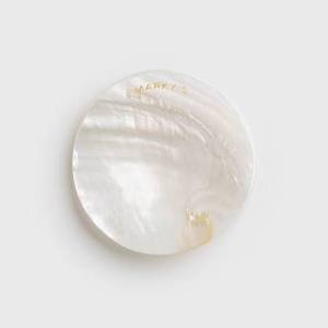 Plat à caviar en nacre, coquille artistique pour un style d'intérieur moderne, décoration de table de restaurant, cadeaux pour occasions spéciales, Vietnam - Product Image 1