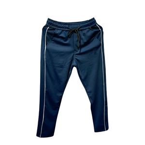 กางเกงผ้าไมโครไฟเบอร์สำหรับผู้ชายกางเกงแบบถักผ้าโพลีเอสเตอร์100% สไตล์สตรีทเอวหน้าแบนปรับแต่งได้หลากหลายขนาด - Product Image 1