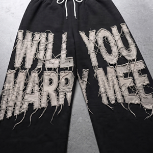 Pantalon de jogging en molleton pour homme, style streetwear hiver, avec broderie effet usé, taille à cordon de serrage et coupe large - Product Image 2