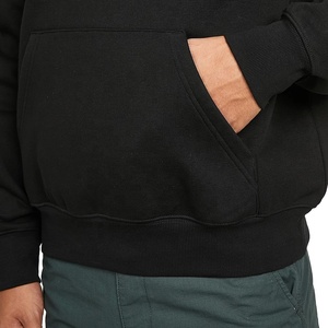 Sweat à capuche personnalisé en molleton 100 % coton biologique pour homme, style streetwear, avec motif imprimé et col à capuche hivernal - Product Image 4