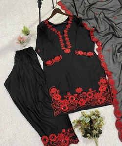 Conjunto de Top y Patiyala de Crepé de Seda con Bordado de Lentejuelas, Estilo Elegante, con Dupatta, Ropa Casual, Precio al por Mayor, Prenda Étnica, Rojo - Product Image 4