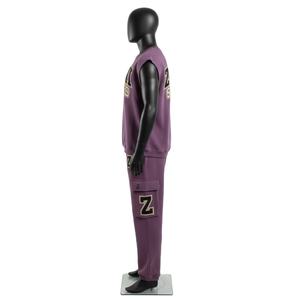 Ensemble sans manches pour homme en molleton de coton et polyester 320 GSM, couleur prune, pantalon cargo, impression sérigraphique, logo brodé, ensemble 2 pièces pour homme - Product Image 3