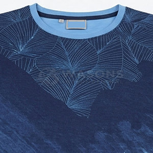T-shirt imprimé tendance surdimensionné pour homme, style avant-gardiste, coupe ample, style urbain, tenue confortable pour tous les jours - Product Image 4