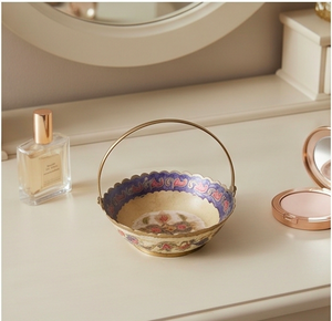 Bol de service vintage en métal émaillé fait main avec poignée, motif floral, décoration traditionnelle chinoise - Product Image 5