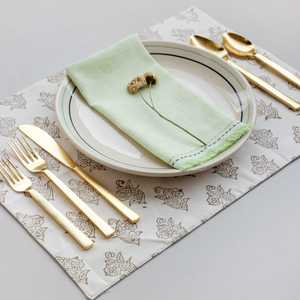 Juego de Cubiertos de Acero Inoxidable Dorado con Acabado Espejo AH CREATIONS, Diseño Minimalista Elegante y Duradero, Apto para Lavavajillas, para Bodas - Product Image 2