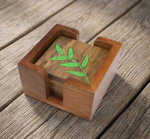 Posavasos de Madera Elegantes con Forma Cuadrada y Soporte, Manteles Individuales y Bases para Mesa con Diseño de Hojas Verdes - Product Image 1
