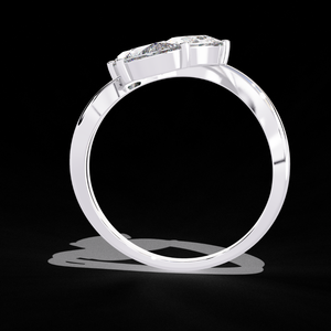 แหวนเพชรเพาะเลี้ยงในห้องปฏิบัติการรับรองโดย IGI น้ำหนัก 1.10 กะรัต ทองคำขาว 14K ทรงลูกแพร์ ประดับเพชรข้าง ดีไซน์ Toi Et Moi เครื่องประดับชั้นดีสำหรับการหมั้น - Product Image 3