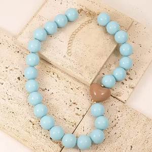 สร้อยคอจี้เรซิ่นทำมือสำหรับผู้หญิง สีสันสดใส น้ำหนักเบา เครื่องประดับแฟชั่นสำหรับใส่ทุกวัน งานปาร์ตี้ งานแต่งงาน เทศกาล และโอกาสพิเศษ - Product Image 4