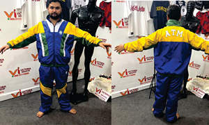 Conjunto Deportivo Personalizado con Diseño de Otoño, Chaqueta Cortavientos y Pantalones Estampados de Nailon - Product Image 6