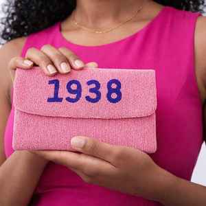 Pochette de soirée rose 1938 perlée, faite main avec perles de rocaille, sac à main style sororité personnalisé, fournisseur OEM en gros - Product Image 2