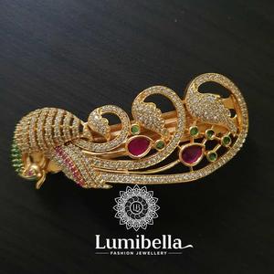Butterfly Hair Clips for Girls-Fashion Alloy Rhinestone Decor for Wedding Halloween Christmas - Product Image 1