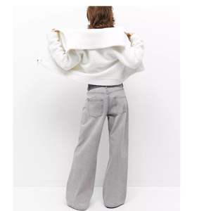 กางเกงยีนส์เดนิมสีเทาเอวสูงทรงขากว้างสำหรับผู้หญิง – กางเกงยีนส์ทรงหลวมแบบวินเทจสำหรับแฟชั่นใหม่ขายส่ง - Product Image 4