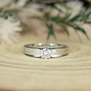 แหวนเงินแท้ 925 ชุบแพลตตินั่ม ประดับเพชรโมอิสซาไนต์แบบหนามเตย สำหรับแหวนแต่งงาน แหวนหมั้น งานเลี้ยงฉลองครบรอบ - Product Image 1