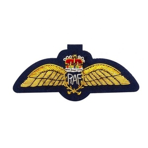 Badges brodés sur mesure en bullion, à coudre et thermocollants, en tissu - Product Image 5