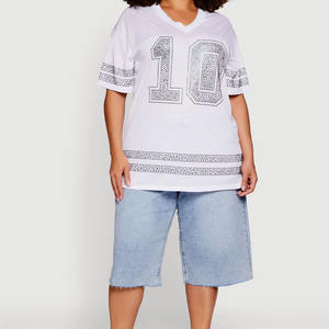 Camiseta de fútbol americano con pedrería para mujer, al por mayor, de poliéster transpirable, cuello en V, estilo urbano, fabricante OEM a granel - Product Image 2