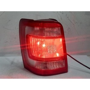 Luz Trasera Izquierda Usada Escape 8L8Z13405A - Product Image 1