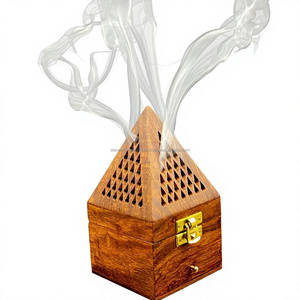 Quemador de Incienso Artesanal de Sándalo Natural Indio, Rústico, Religioso, con Tapón de Cilantro y Recolector de Ceniza, Temporada de Primavera - Product Image 1