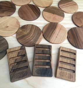 Artículo en Oferta, Posavasos de Madera, Accesorios de Mesa, Decoración del Hogar, Posavasos Clásicos de Madera para Té y Café de Universal Overseas - Product Image 4