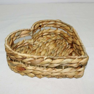 Panier de rangement en jacinthe d'eau naturelle tressé à la main, écologique, moderne, en forme de cœur, décoratif pour bureau, ouvert, vente en gros - Product Image 6