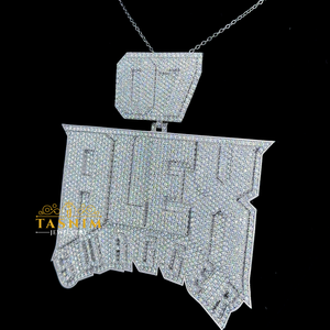 Colgante de Moissanita Vintage de Exportación, Joyería Hip Hop con Diamantes Blancos Sólidos para Bodas, Fiestas y Regalos, Disponible a Precio Económico - Product Image 2