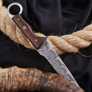 Couteau Skinner à lame fixe en acier Damas de qualité industrielle, pointe tombante, avec trou pour le pouce, manche en Micarta – Fournitures UA - Product Image 2