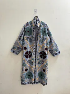 เสื้อแจ็คเก็ตยาวผ้ากำมะหยี่ปักลายซูซานีสีฟ้าอ่อนสไตล์วินเทจ พร้อมลายดอกไม้ โบฮีเมียน แขนยาว คอตั้ง เสื้อคลุมฤดูหนาว - Product Image 1
