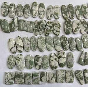 Lote al por mayor de cabujones de jade natural de grado AAA+ en forma de par, gemas de formas mixtas, tamaño personalizado, mejor valor - Product Image 1