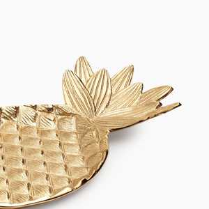 Bandeja Decorativa en Forma de Piña Chapada en Oro, Estilo Glamuroso, Diseño con Temática de Frutas, Pieza Única - Product Image 5