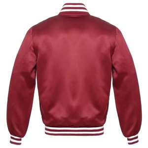 Chaqueta Varsity de Satén para Hombre, Personalizada al por Mayor, Color Sólido, Cuello Redondo, Cierre de Botones, Moda Urbana de Invierno 2026 - Product Image 4