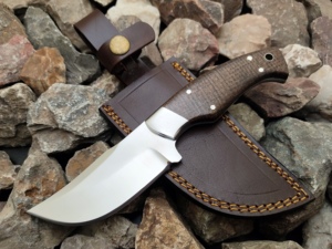 Couteau utilitaire de camping en acier inoxydable avec manche ergonomique pour la randonnée, la pêche, la survie et les activités de bushcraft - Product Image 4