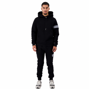 Conjunto Deportivo con Capucha para Hombre, Color Negro, Manga Larga, Transpirable, Informal, para Otoño, Corte Regular, con Bolsillos Laterales - Product Image 1