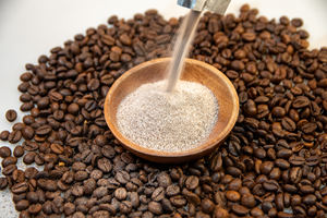 Café instantáneo soluble Robusta 3 en 1 de alta calidad, bolsa de 250g, para máquina expendedora, baja amargura, MOQ flexible - Product Image 3