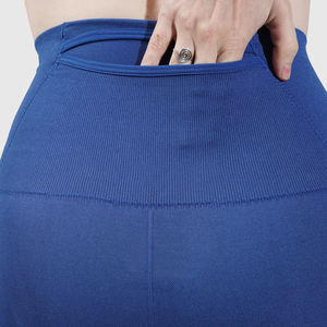 Leggings décontractés pour femmes, taille haute, longueur intégrale, personnalisables OEM, en tissu tricoté de qualité supérieure (Spandex/Nylon), respirant et à séchage rapide - Product Image 4