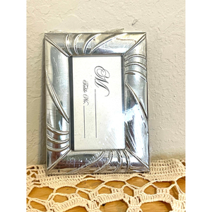 Cadre photo en métal fait main, design personnalisé, cadre de table décoratif avec taille et forme sur mesure, couleur argent, porte-photo - Product Image 5