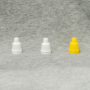 Durable and Portable <b>White</b> PP Plastic Cosmetic Bottle Featuring a Smooth Cylinder Shape and <b>Screw</b> Lid - Product Image 1