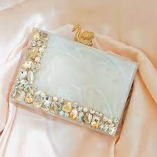 Charmant sac à main en acrylique de luxe en résine brillante pour femmes, occasions spéciales, événements et mode de fête - Product Image 4