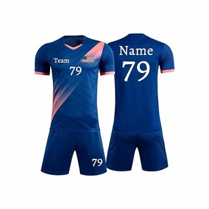 Ensemble d'uniformes de football personnalisés pour hommes, logo personnalisé, maillot et short rayés noir et jaune pour hommes, polyester respirant, toutes saisons, OEM - Product Image 3
