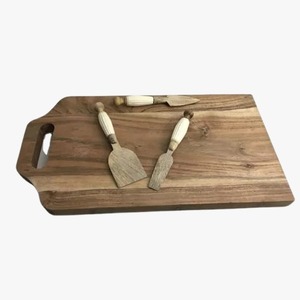 Planche à découper en bois bio, durable, polie à la main, passe au lave-vaisselle, ustensile de cuisine unique, plateau à fromage - Product Image 2