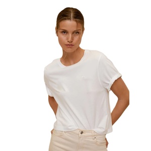 Camiseta personalizada para mujer, de manga corta, con impresión digital personalizada, 100% algodón premium. - Product Image 1