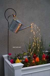Arrosoir en fer blanc avec long bec et poignée pour le jardinage - Product Image 4