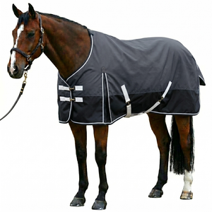 Couverture de cheval durable, imperméable, pour l'extérieur, couvrant tout le corps, fabriquée en polyester 600D respirant avec sangles de ventre. - Product Image 1